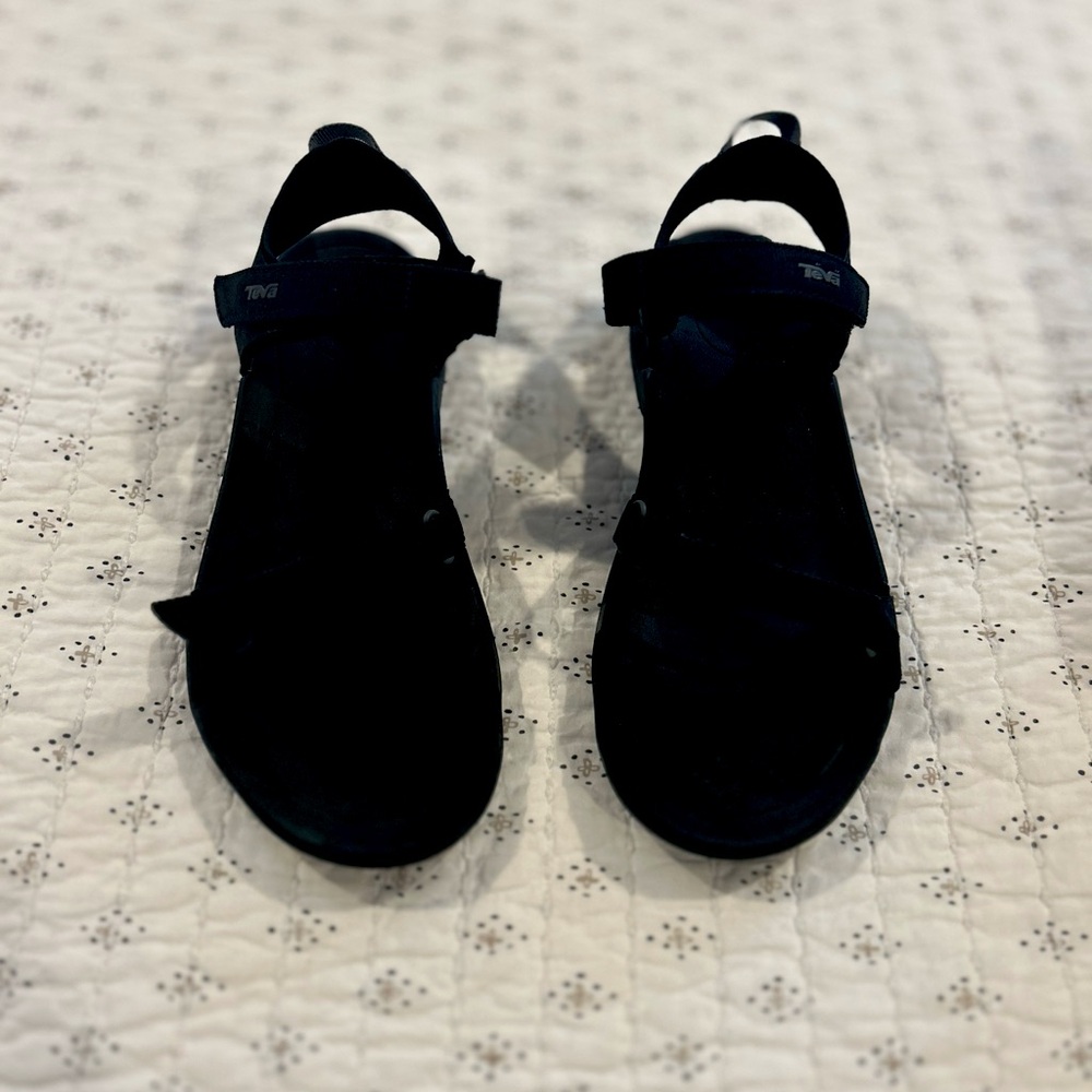 Teva, Vera - Woman’s sandals size 8